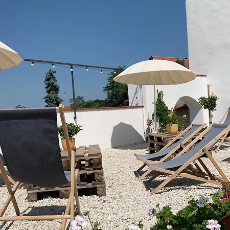 Hotel Desatero *