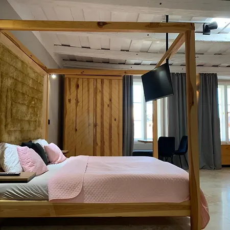 Hotel Desatero