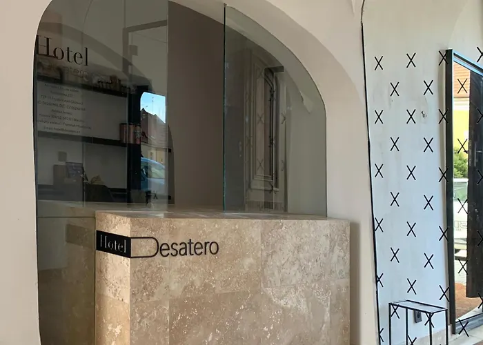 Hotel Desatero